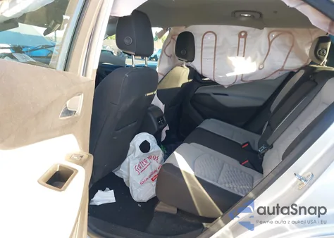 2019 Chevrolet Equinox Ls z USA, uszkodzony, nr VIN 3GNAXHEV9KS681359